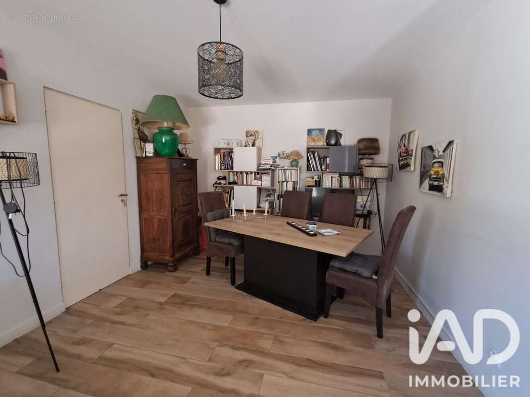 Maison 133 m² à Roubia  - photo 5