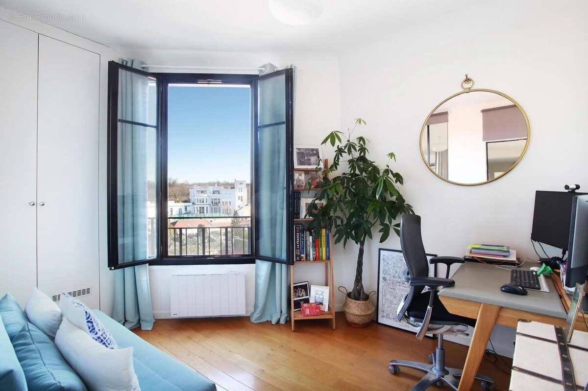 Boulogne Nord – À 500 m du métro Jean Jaurès, à deux pas du Bois de Boulogne et des commerces Appartement 3 pièces en excellent  - photo 10