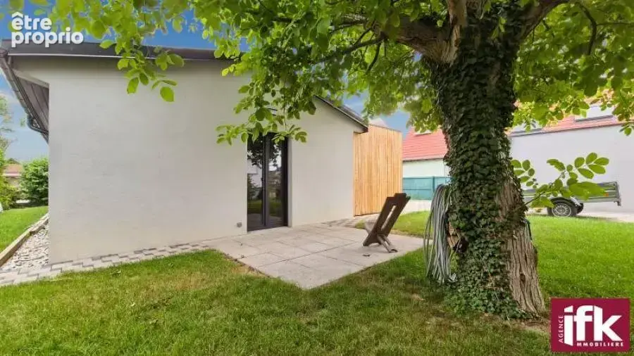Horbourg-Wihr : Maison de plain-pied rénovée de 115 m² avec suite parentale, 2 t - photo 3