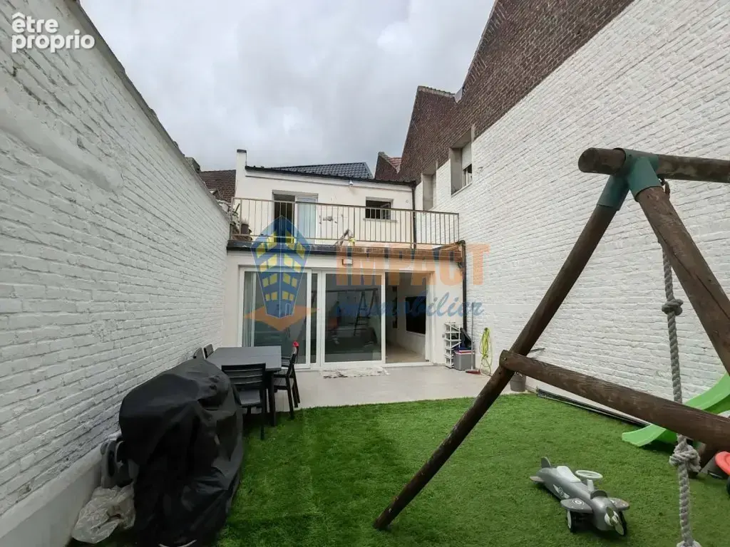 Maison familiale 4 chambres, jardin et parking en centre ville - photo 11