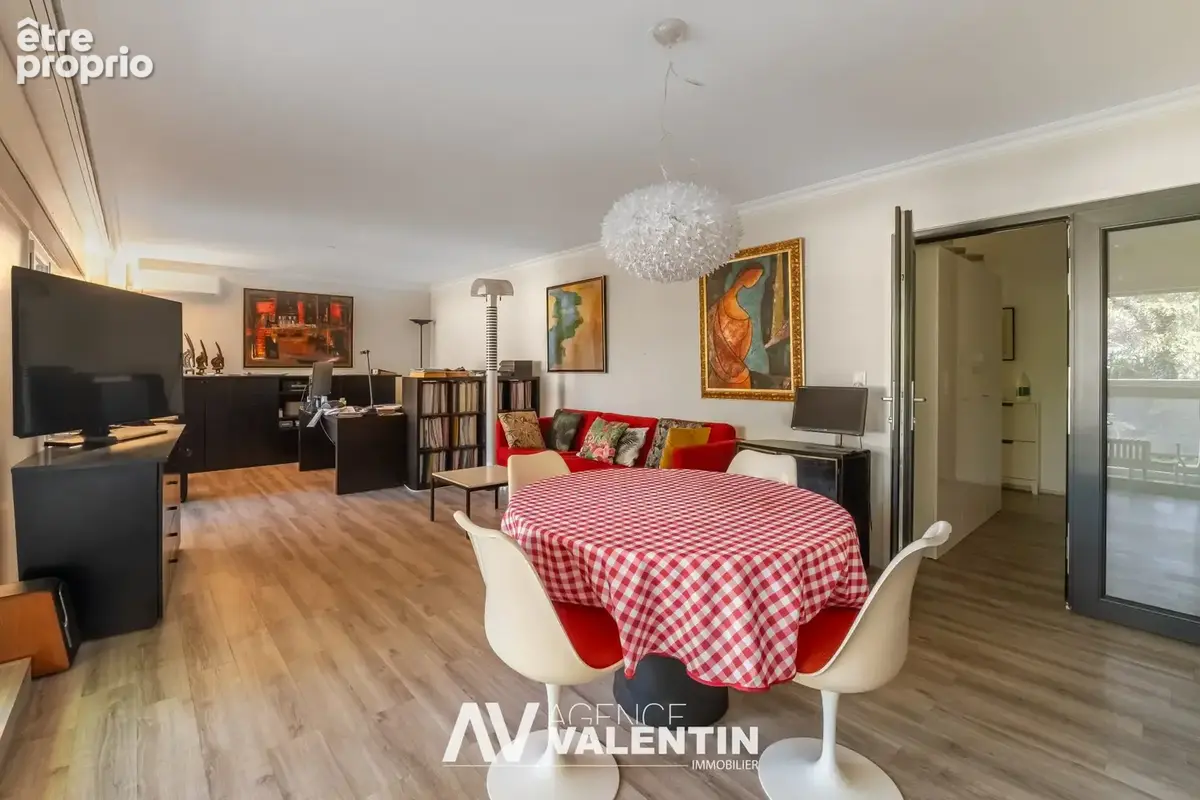 Appartement 5 pièces 116 m² à vendre à Longeville-Les-Metz (57050) - photo 2