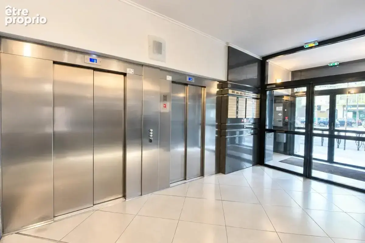 Au sein d'un immeuble tertiaire au pied du métro (Ligne 9 - Station "Billancourt"), Corpimmo vous propose à la vente des bureaux - photo 7
