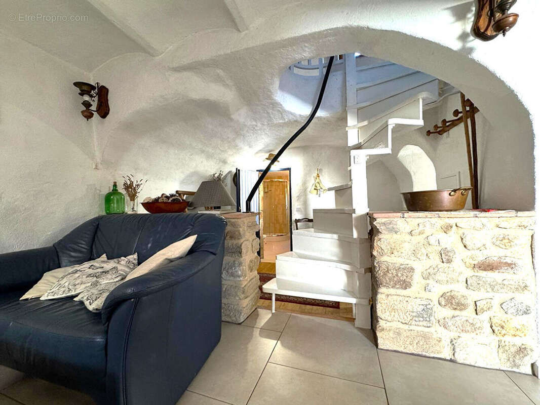 Maison à SAINT-FLORENT-SUR-AUZONNET