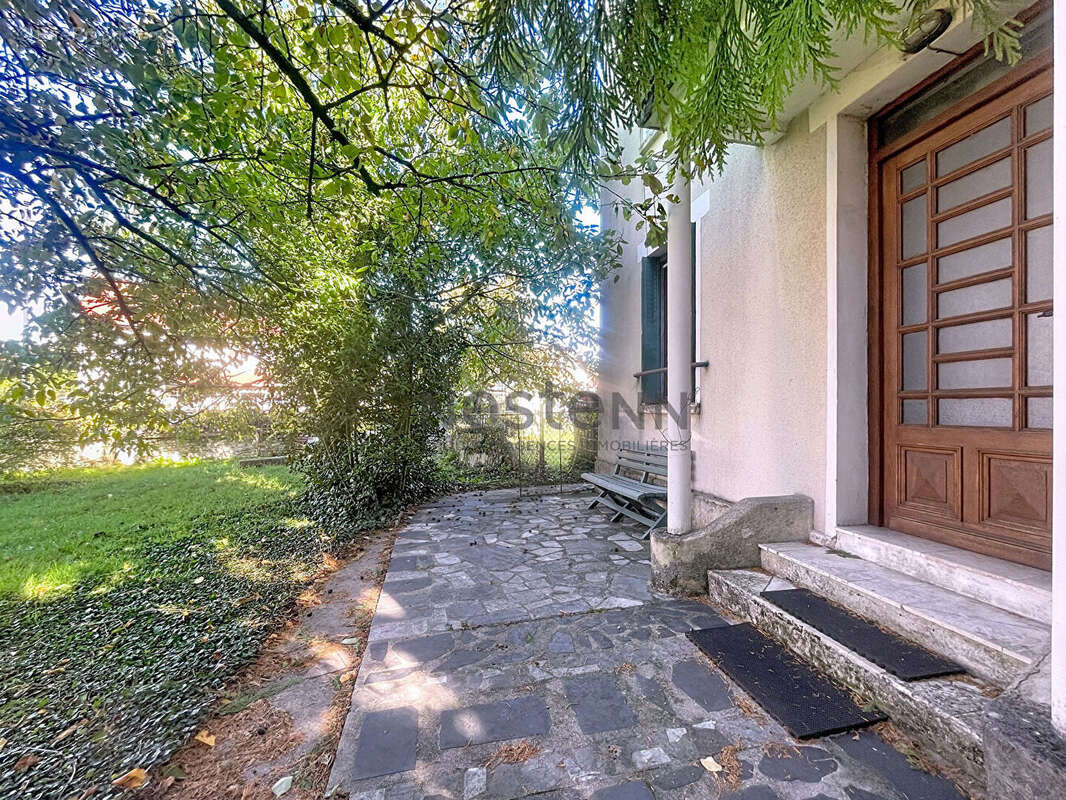 Maison à LIMEIL-BREVANNES