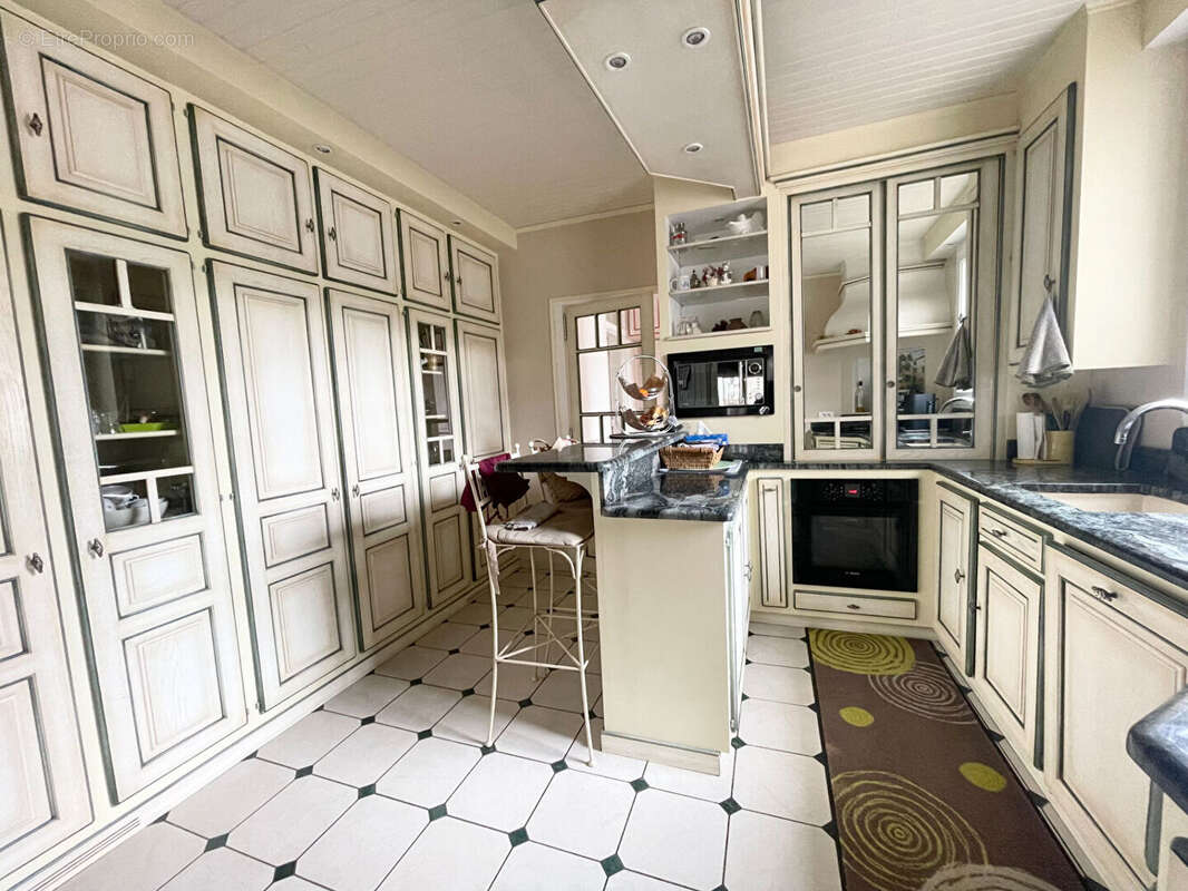 Maison à SARTROUVILLE