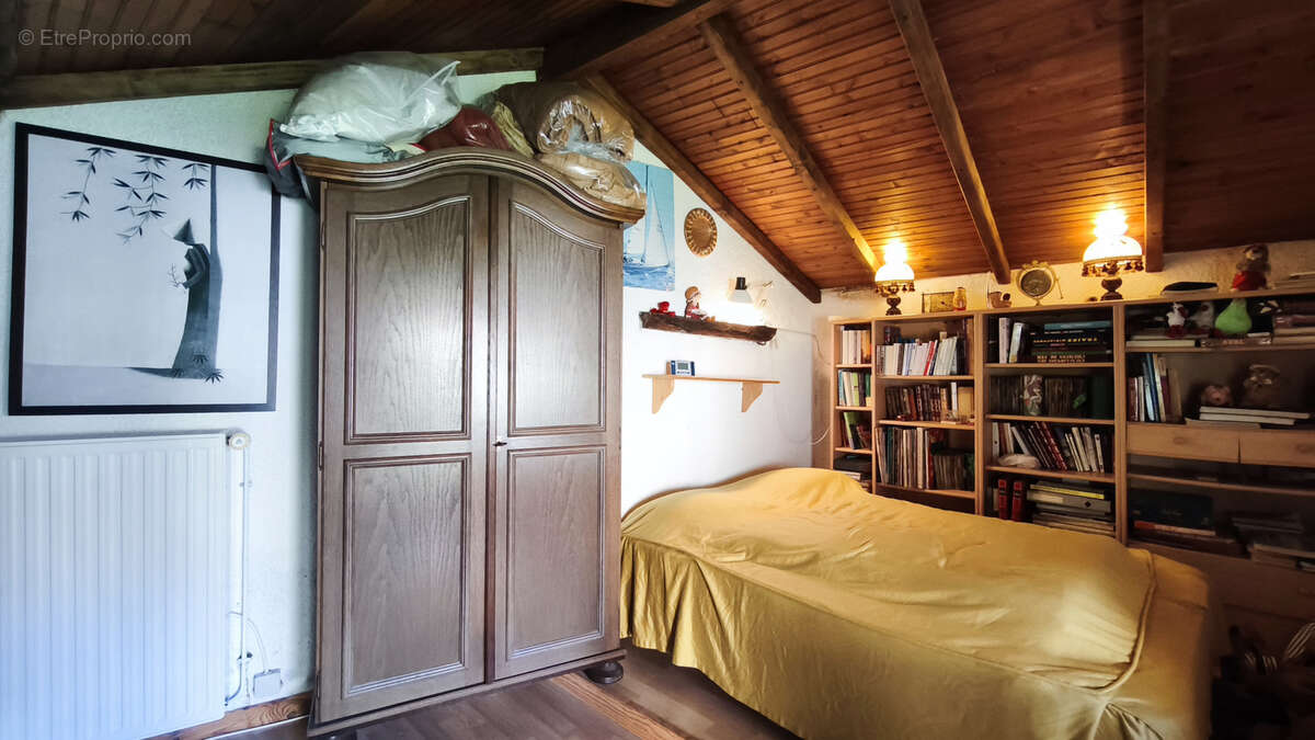 Maison à VILLESEQUE