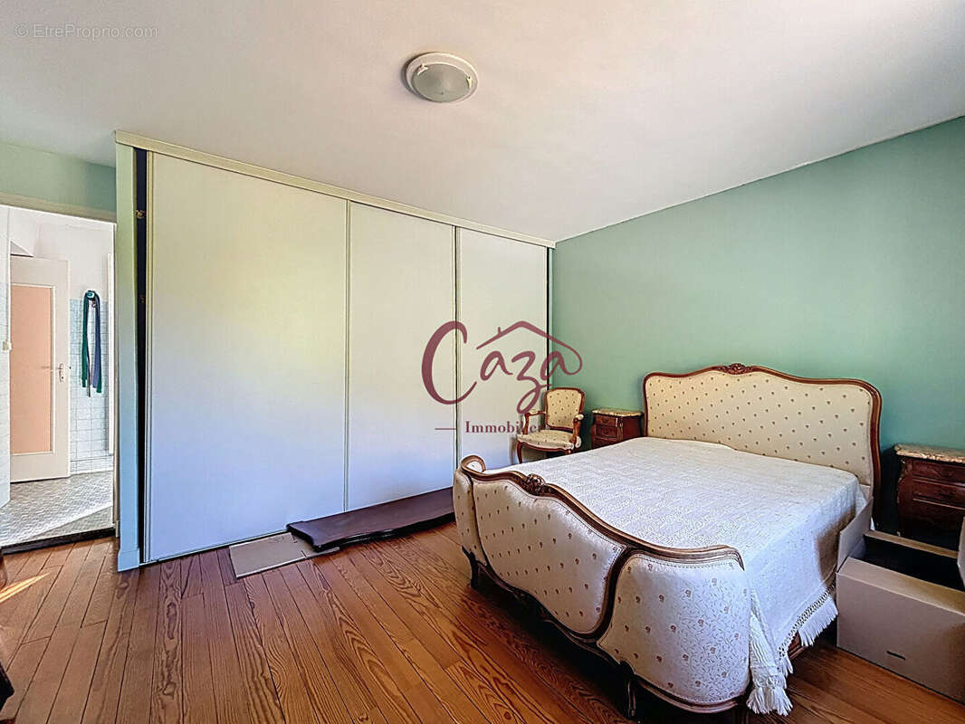 Maison à CAMBLANES-ET-MEYNAC