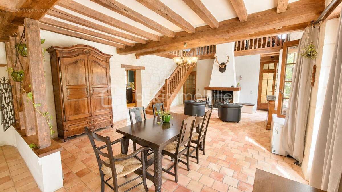 Maison en pierre avec charme de l’ancien à La Chapelle-sur-Loire - photo 9