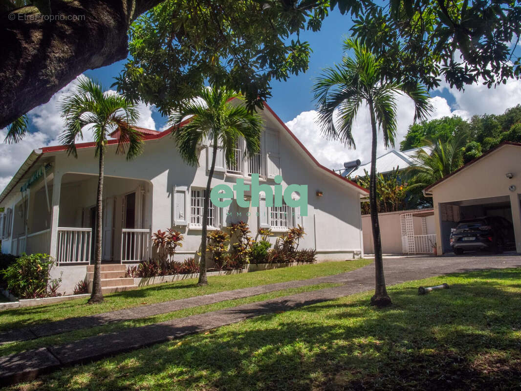 Maison à BOUILLANTE