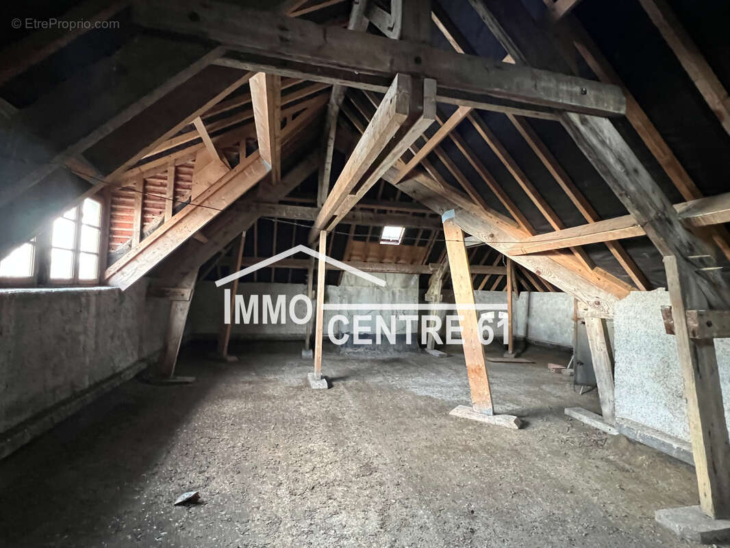 Maison à LA FERTE-MACE