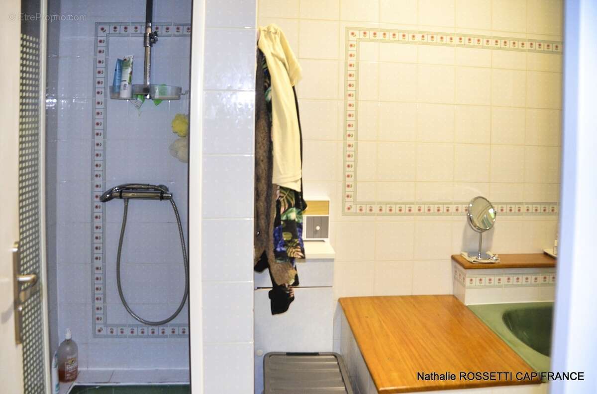 Maison à vendre 6 pièces LA GREVE SUR MIGNON (17)Maison de charme avec jardin paysagé et dépendance – 133 m² habitables sur 947  - photo 21