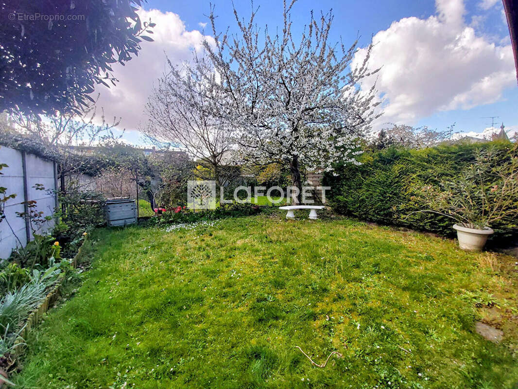 Maison à VILLEMOMBLE