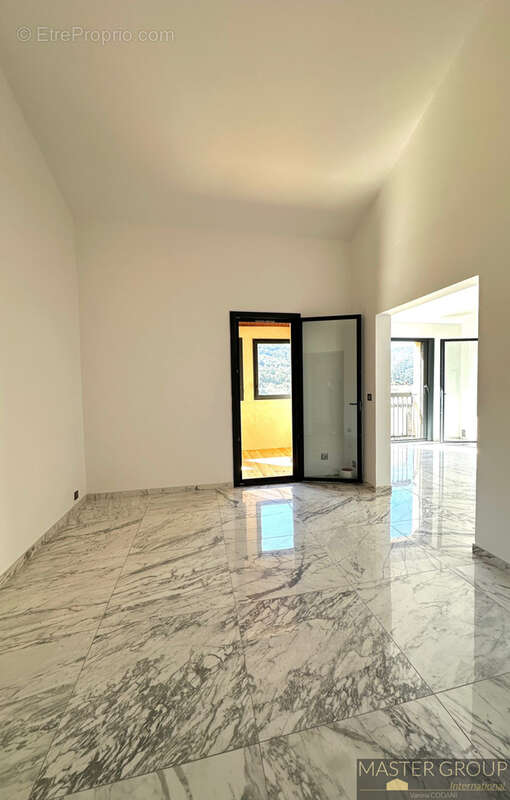 Appartement à CAURO