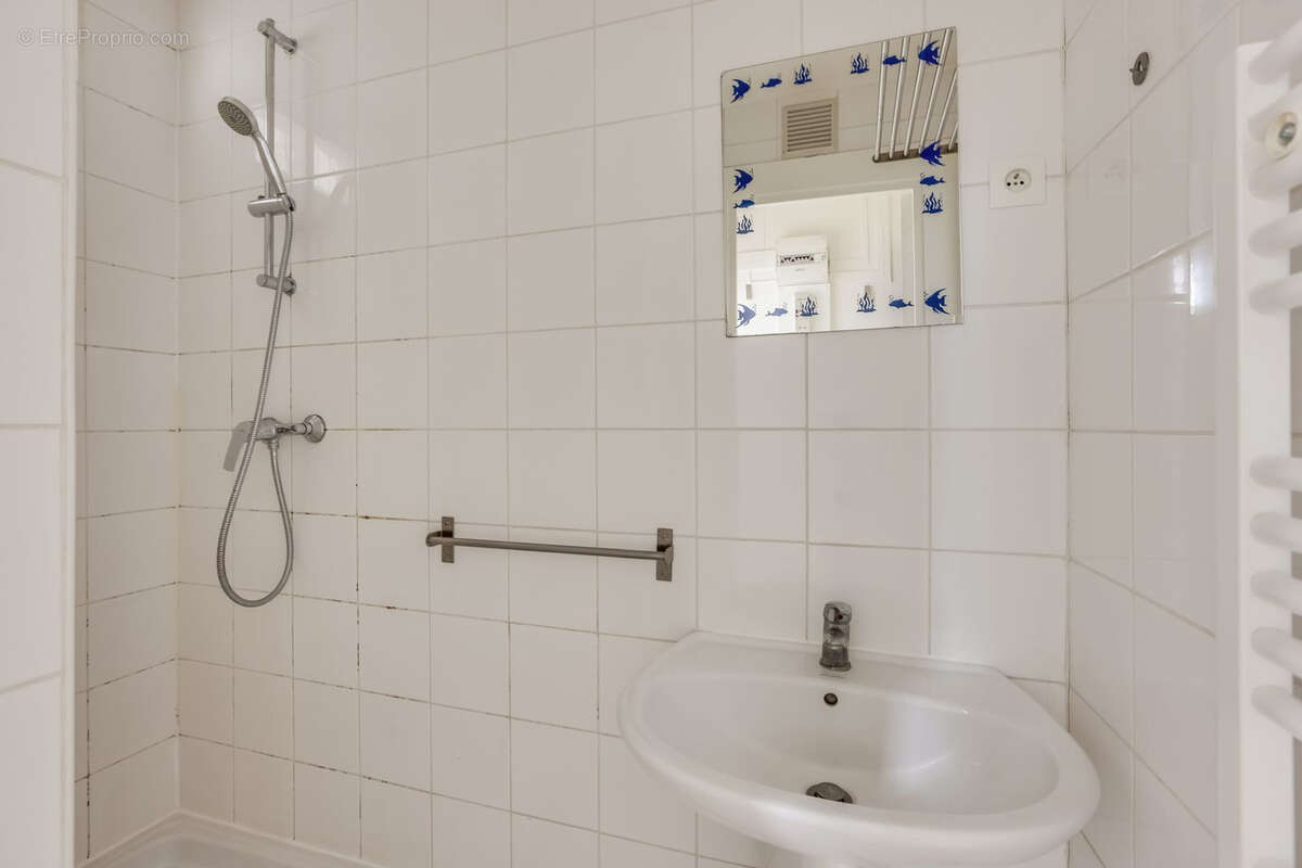 Appartement à PARIS-11E