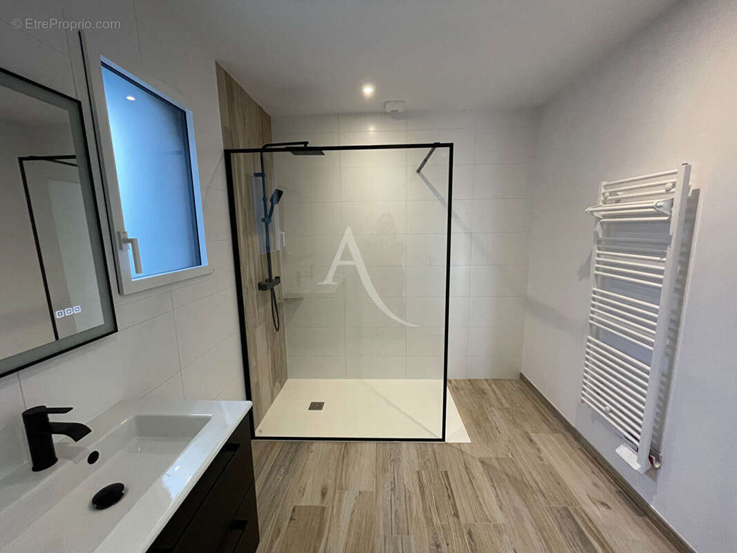 Maison à SAINT-HILAIRE-LA-FORET