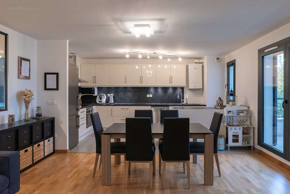 Appartement à NOGENT-SUR-MARNE