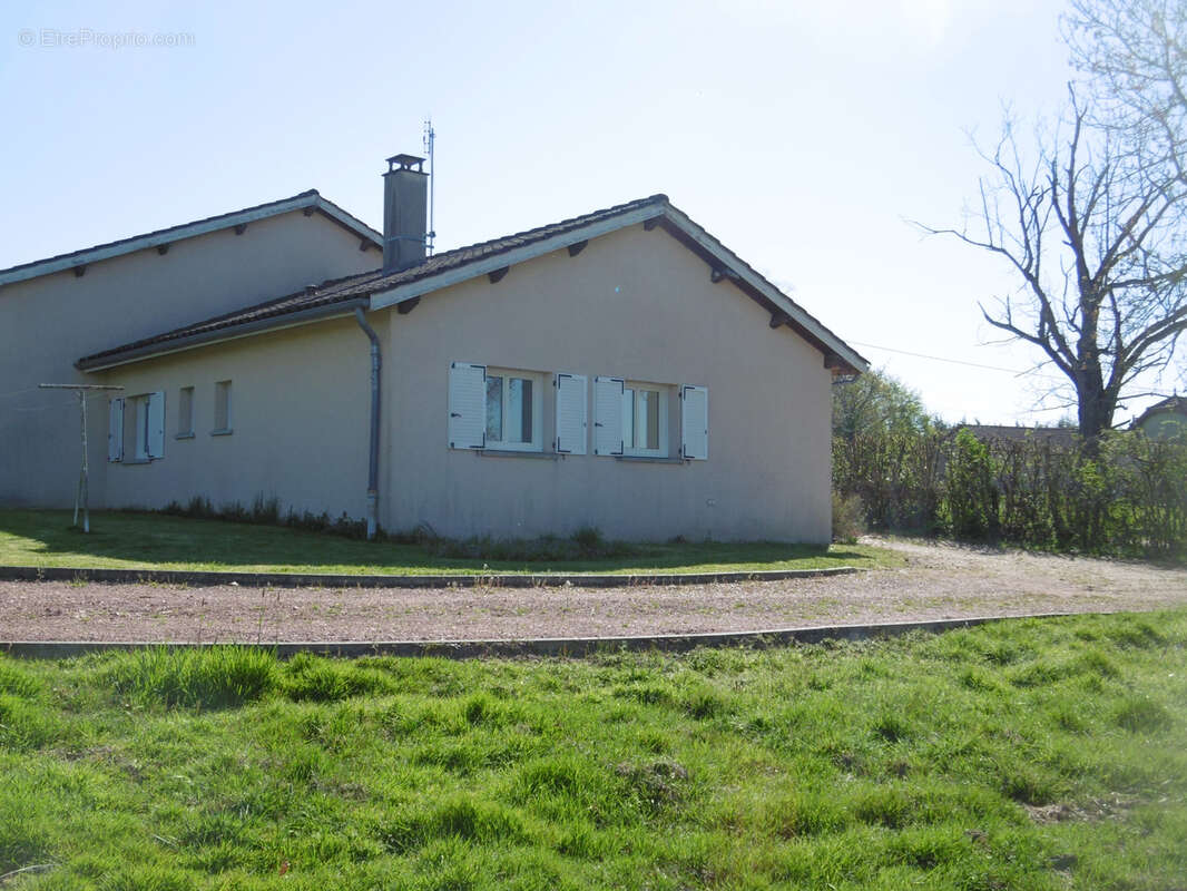 Maison à BAUGY