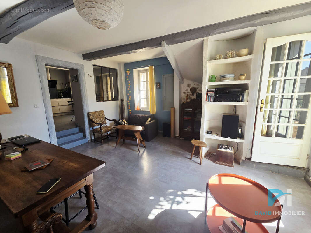 Maison à ALIGNAN-DU-VENT