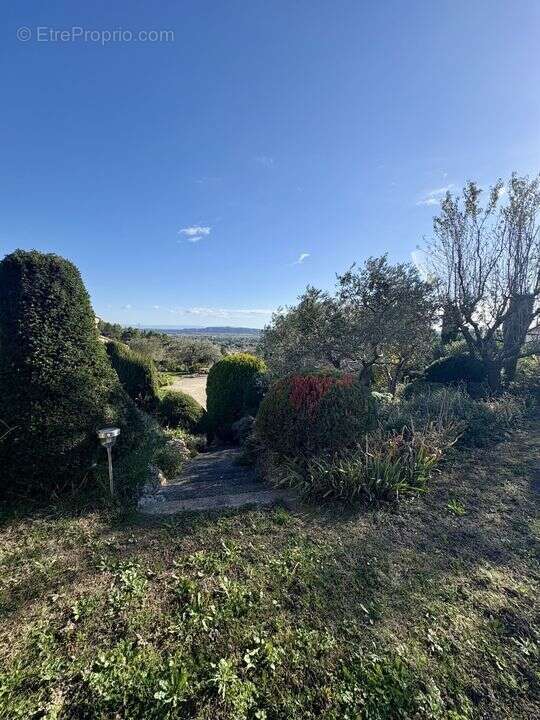 Maison à ROCHEFORT-DU-GARD