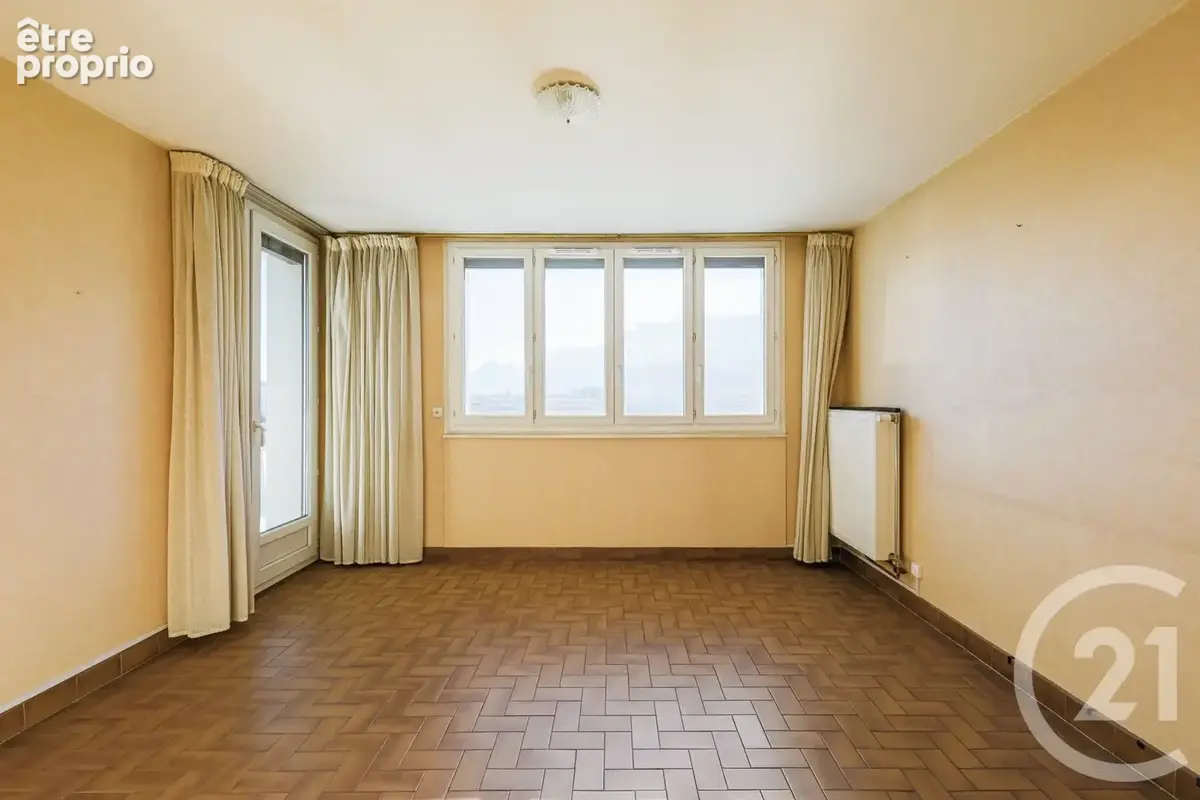 Appartement 5 pièces 76 m² à vendre à Grenoble (38100) - photo 2
