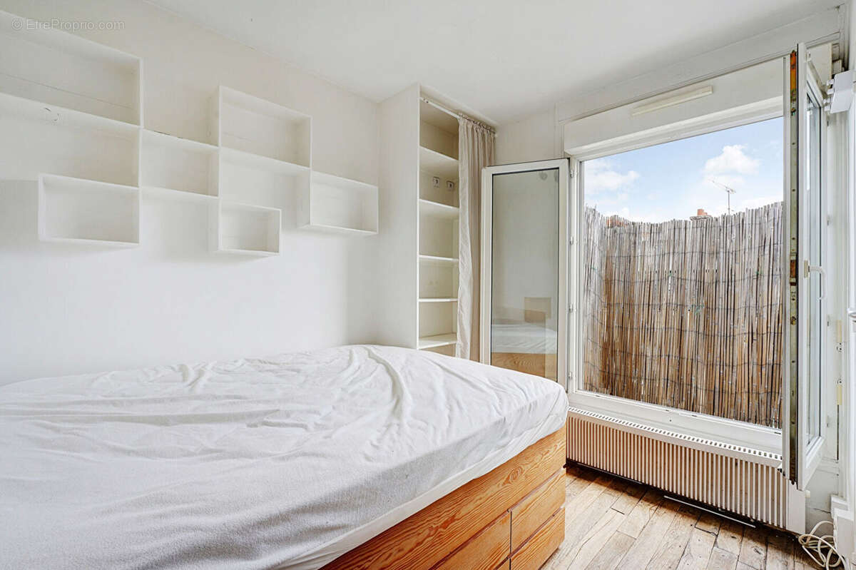 Appartement à PARIS-20E