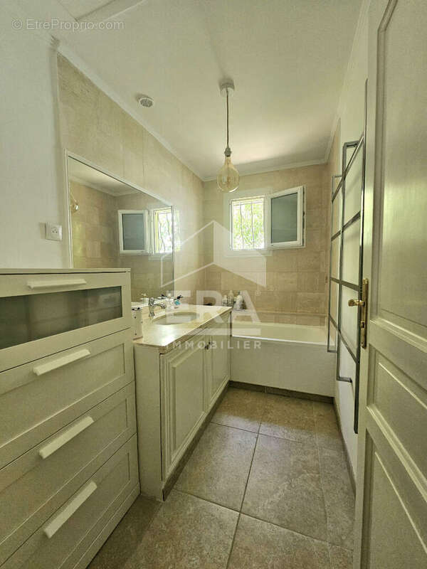 Maison 90m² à lançon-provence - photo 8