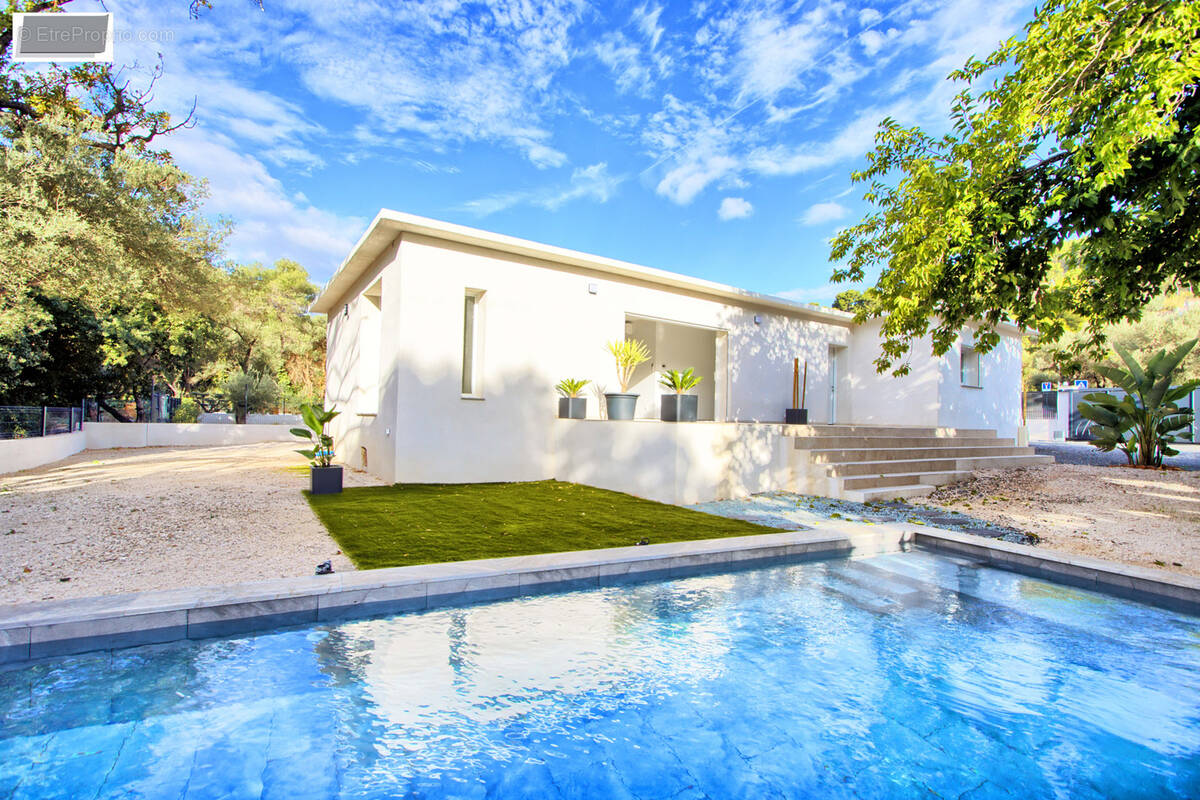 Maison à LA VALETTE-DU-VAR