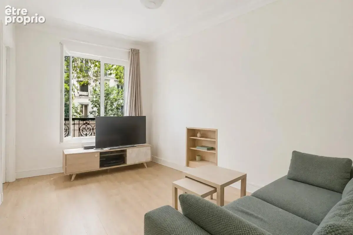 Appartement de 2 pièces de 36 m² situé à Paris - photo 2