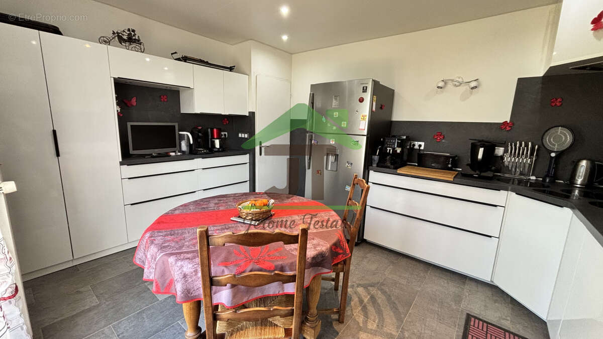 Maison à ARROU