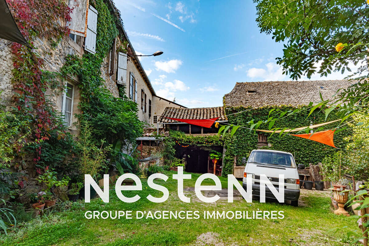 Maison à SAINT-ANDRE-DE-NAJAC