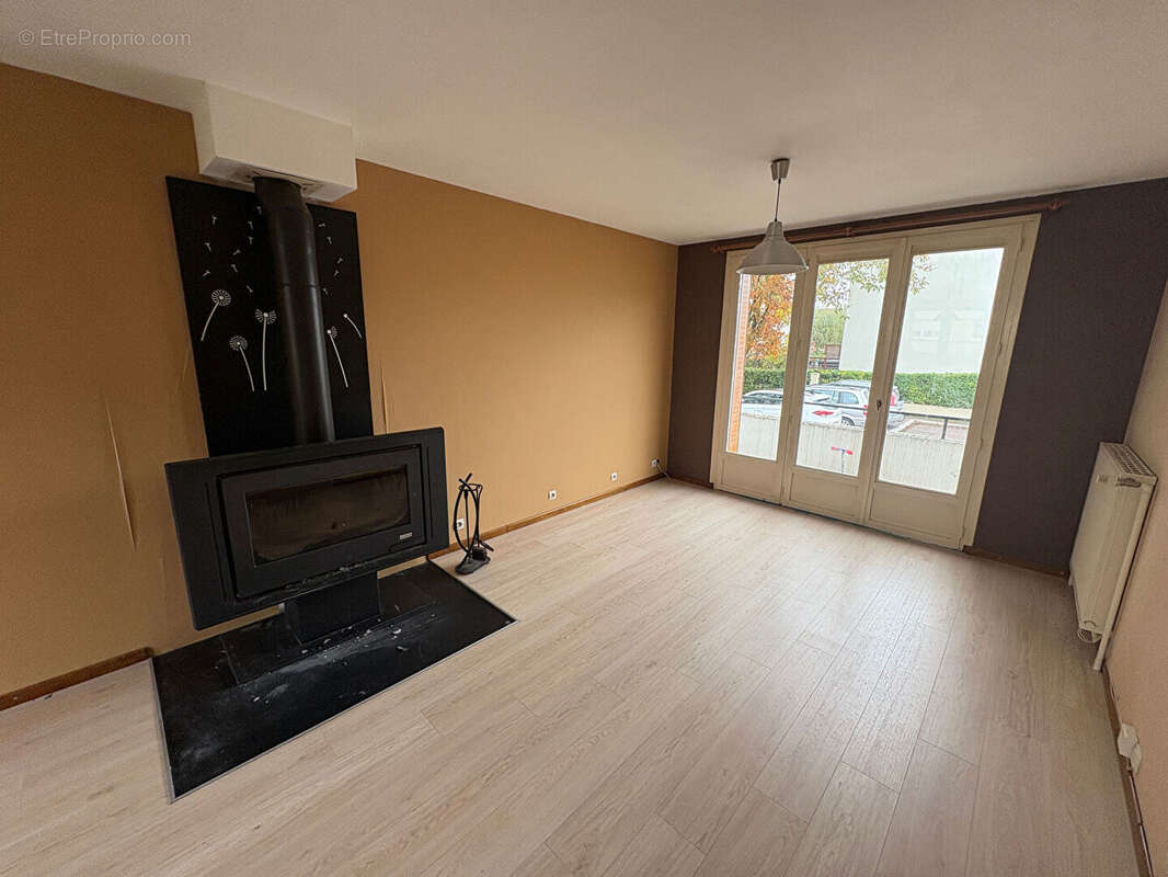 Maison à NEUILLY-LES-DIJON