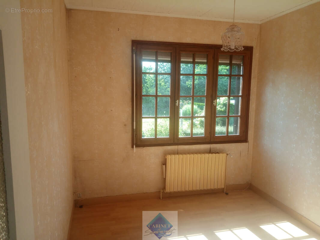 Maison à LE MESNIL-REAUME