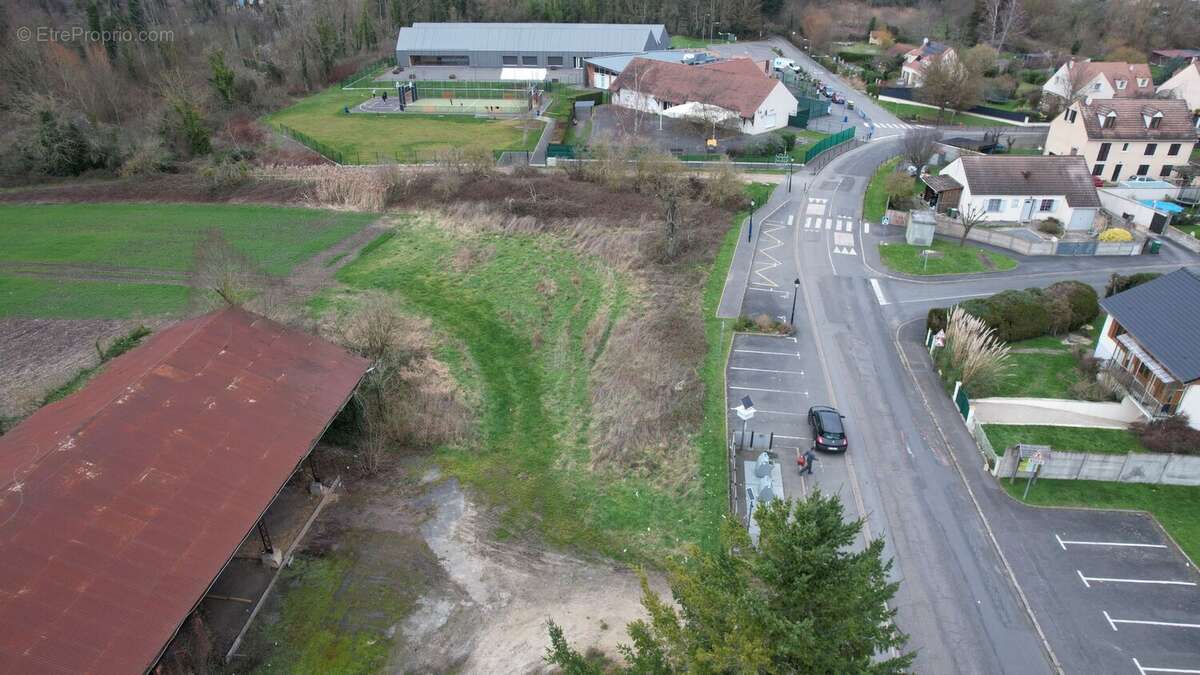Terrain 963 m² à Baulne  - photo 2