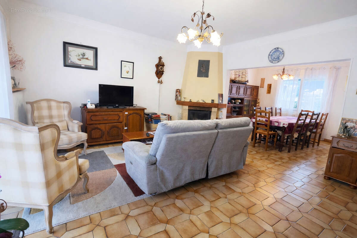 Maison à NEUILLY-PLAISANCE