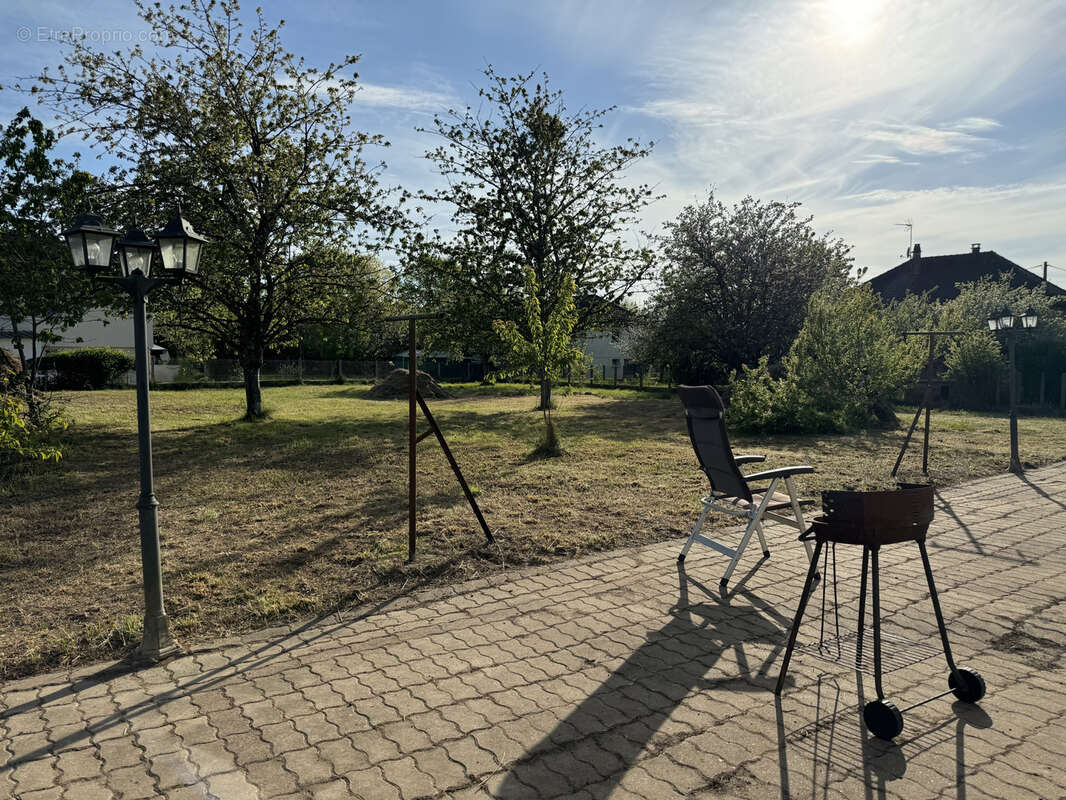 Maison à CHAMPIGNELLES