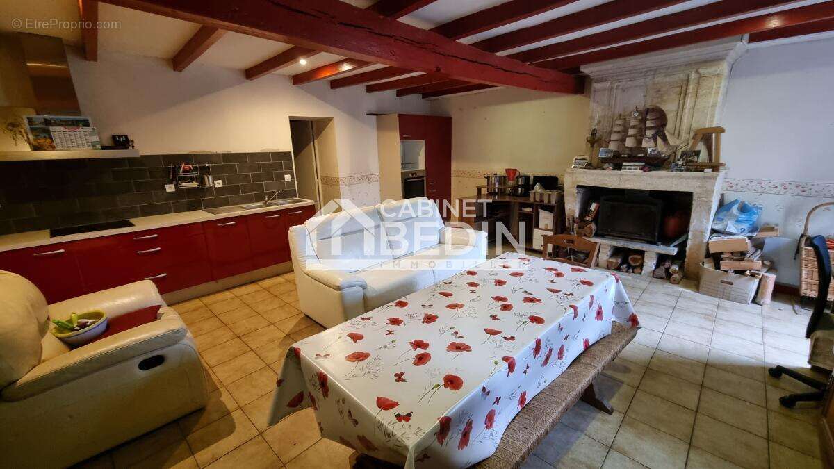 Maison à SAINT-LOUBES