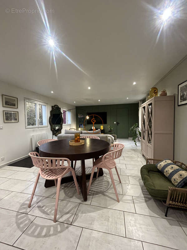 Maison à THIETREVILLE