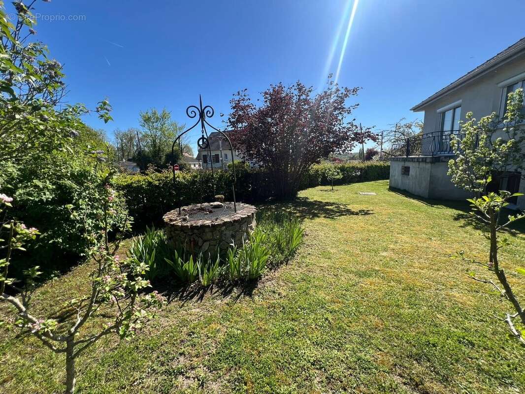 Maison à SAINT-CHERON