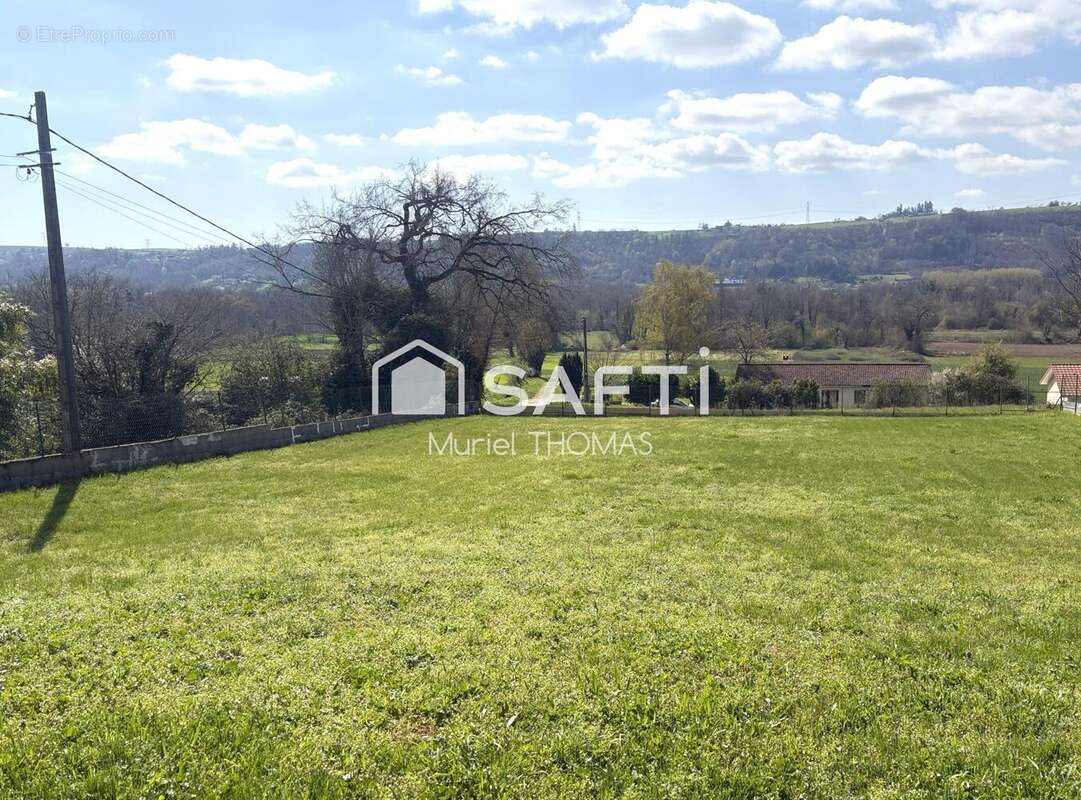 Photo 2 - Maison à SAINT-CHEF