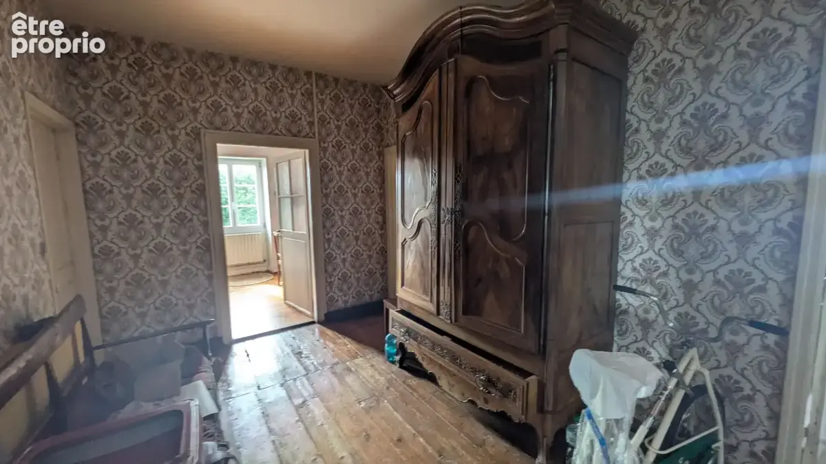 Saint-hippolyte - propriété de caractère - 8 chambres - 275 m² - nombreuses dépendances - photo 8