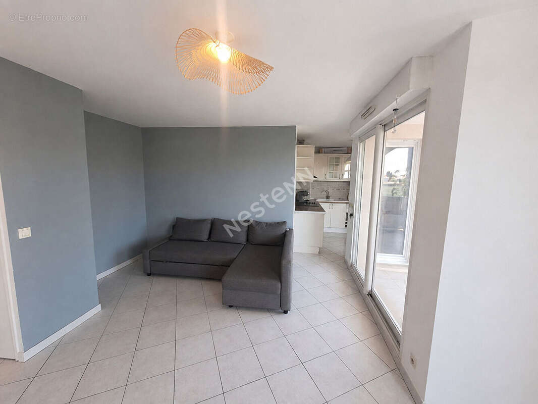Appartement Hyères T2- 39.45m² - Balcon - Stationnement - photo 3