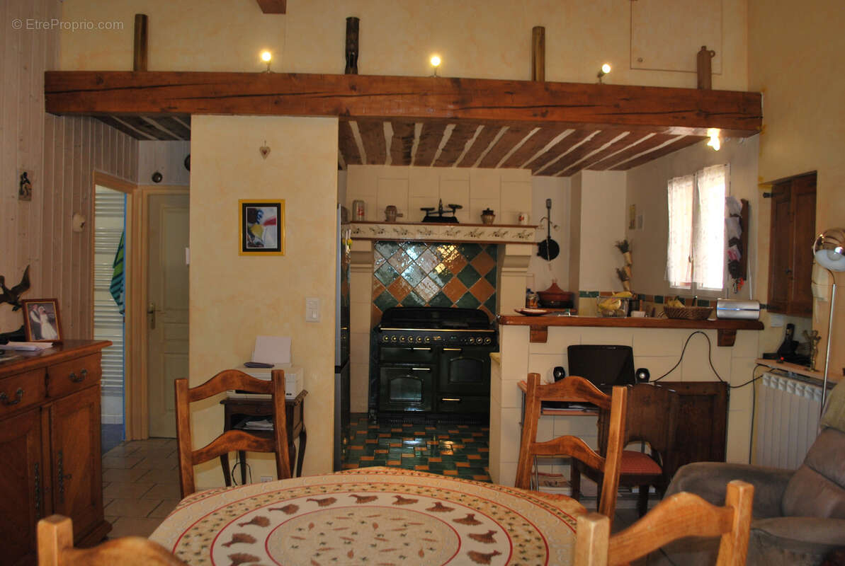 Appartement à SALERNES