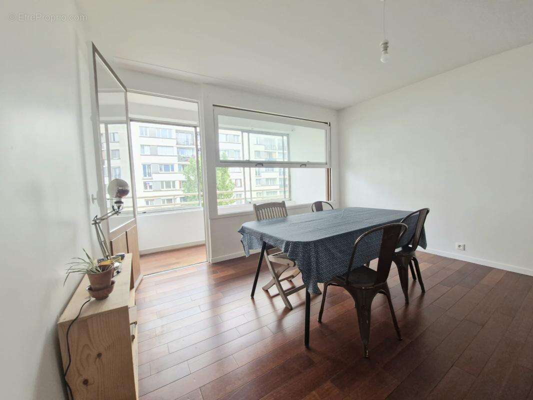 Appartement à LE RAINCY