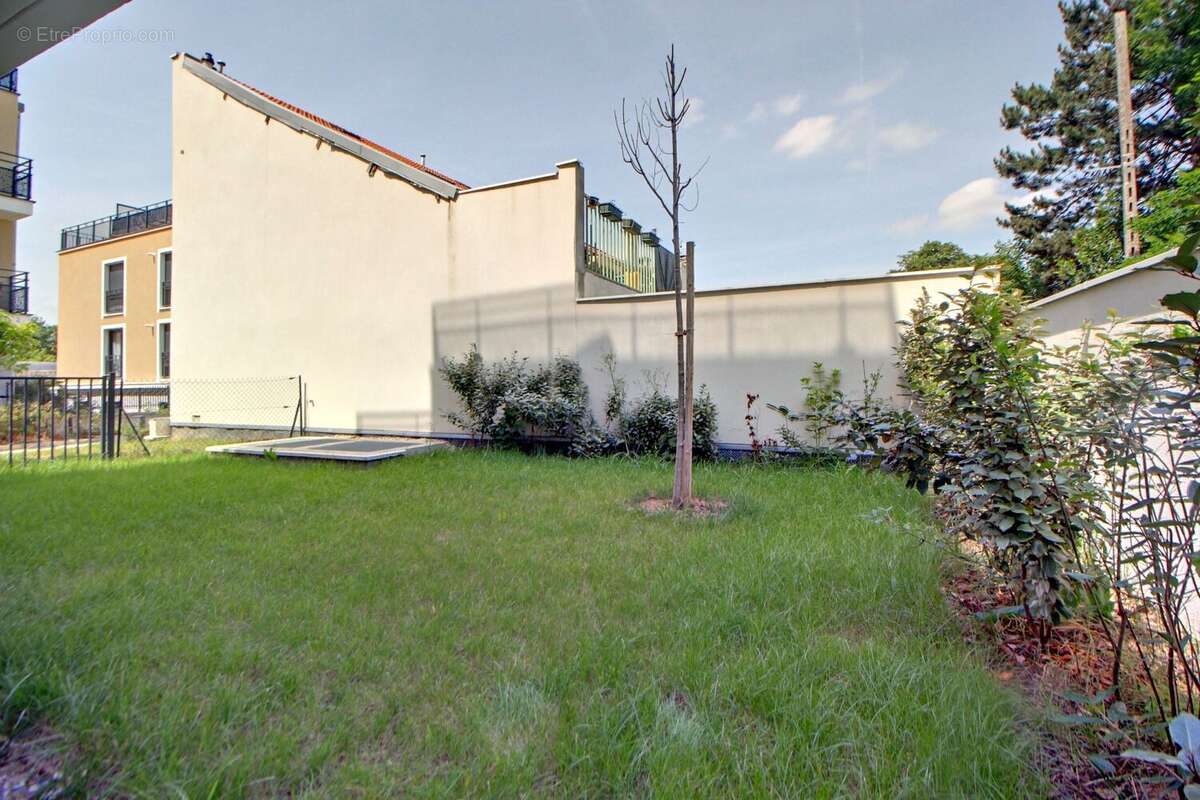 Appartement à VERNEUIL-SUR-SEINE