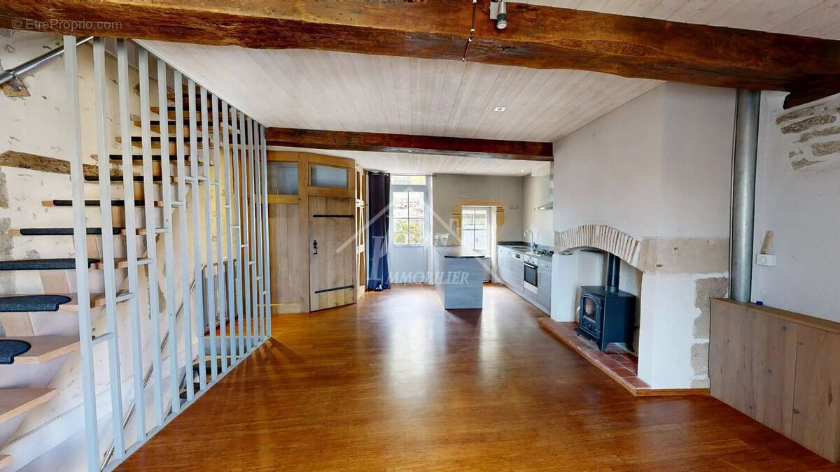 Maison à BOURBON-L'ARCHAMBAULT