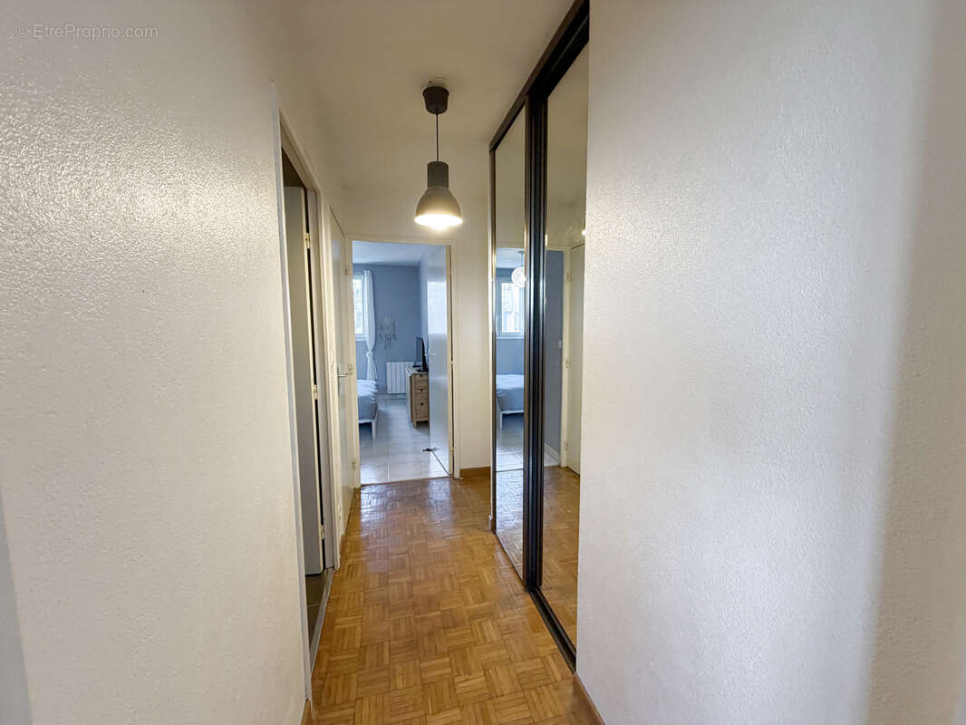Appartement à MARSEILLE-12E