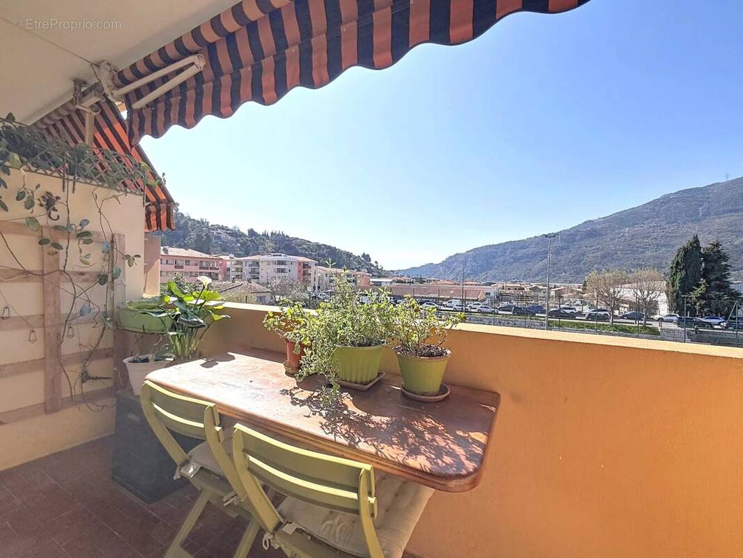 Appartement à SAINT-MARTIN-DU-VAR