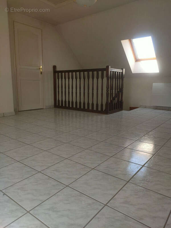 Maison familiale de 129,63 m² - La Ville-aux-Dames proche gare école commerces - photo 16