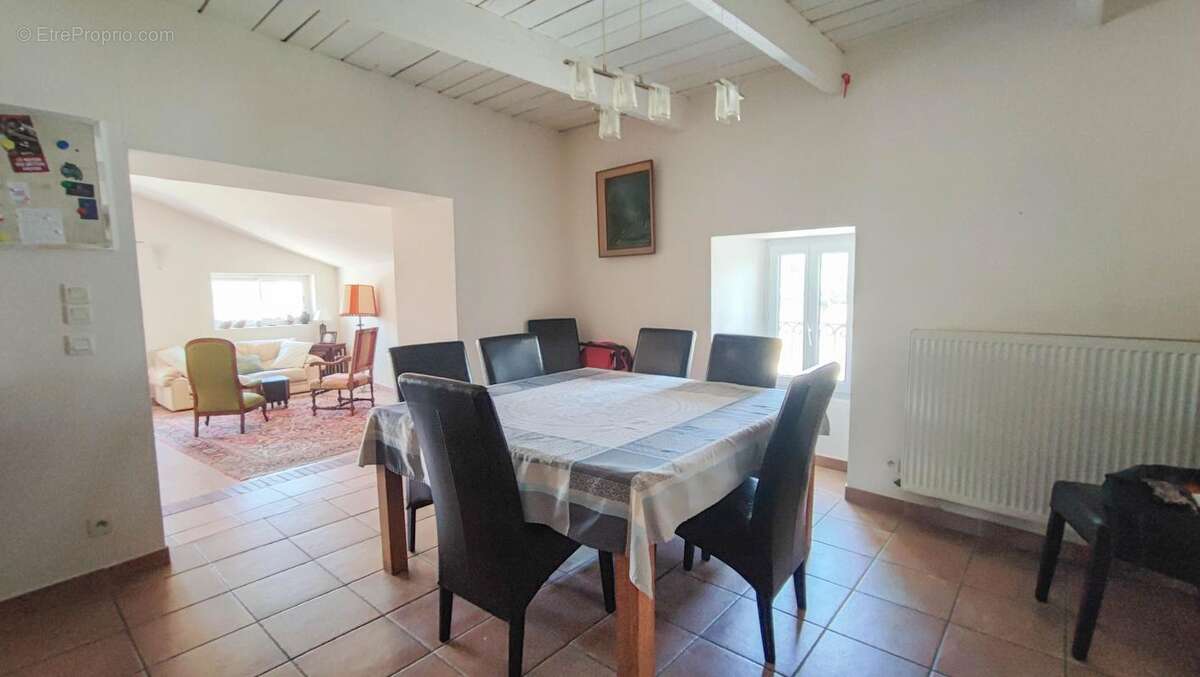 Maison à ALLEGRE-LES-FUMADES