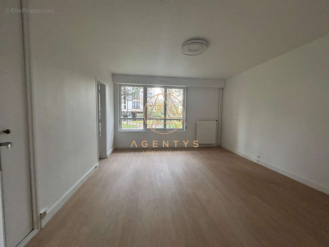Appartement à NOGENT-SUR-MARNE